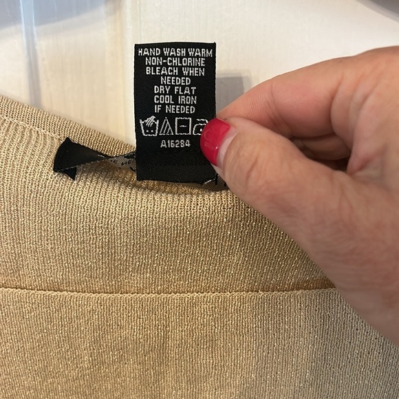 Dialogue Women’s (M) Beige/Tan Top Short Sleeve Square Neck Blouse Short Sleeve - Picture 4 of 5